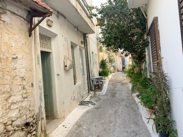 Apartment of 80m2 in a traditional village for sale 