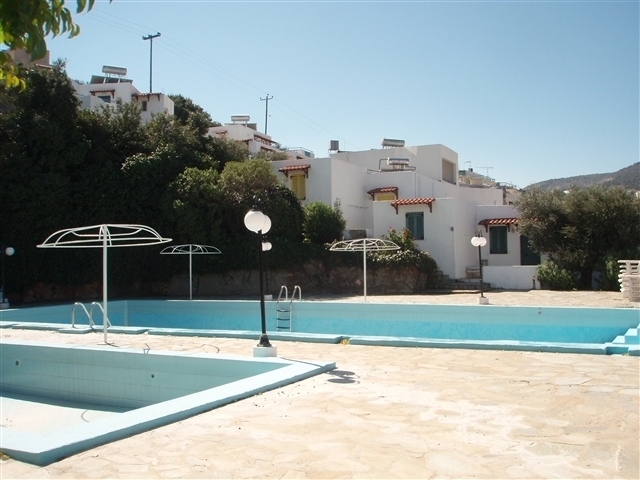 Attractive  complex of apartments  in Eastern Crete for sale 