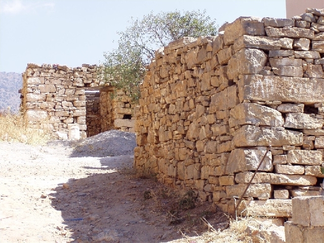 Building plot with sea view in the area of Katsikia 
