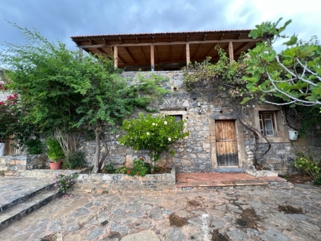 Unfinished detached house is available for sale near Elounda 