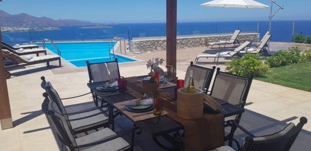 Luxurious villa of 340m2 in Amoudara, Lasithi 