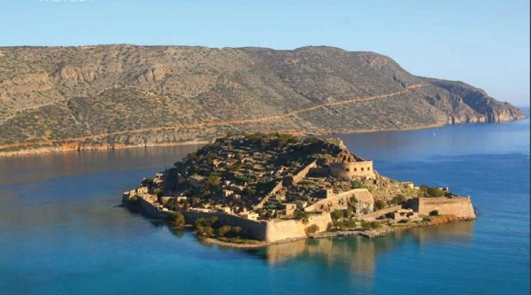 Elounda seafrond land 