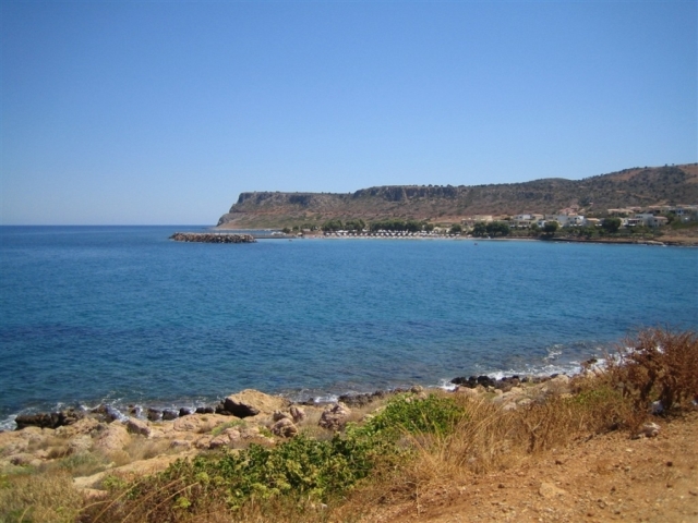 Seafront investment plot for sale in Sisi 